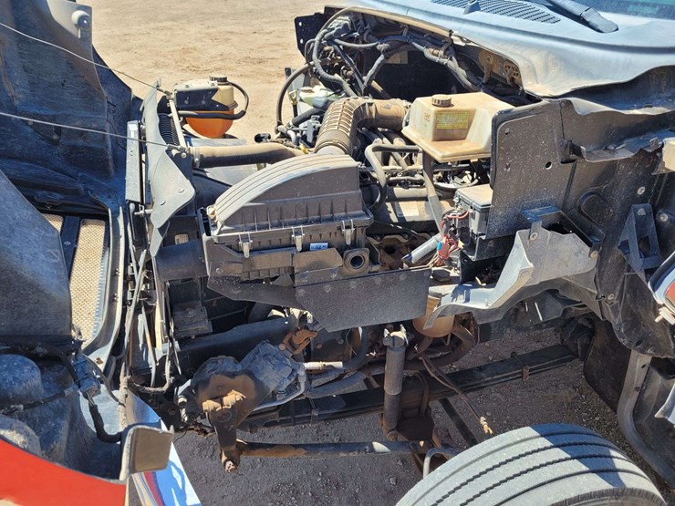 2013-ford-f650-image-18