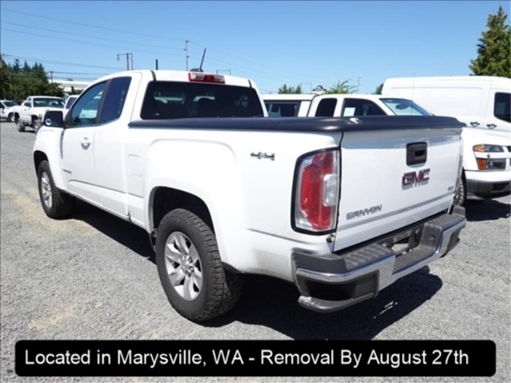 2016-gmc-canyon-image-11
