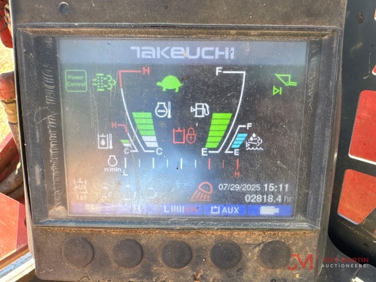 2017-takeuchi-tl12r2-image-17