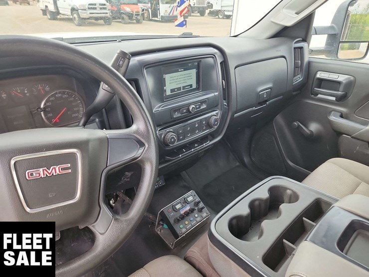 2019-gmc-sierra-2500hd-image-13