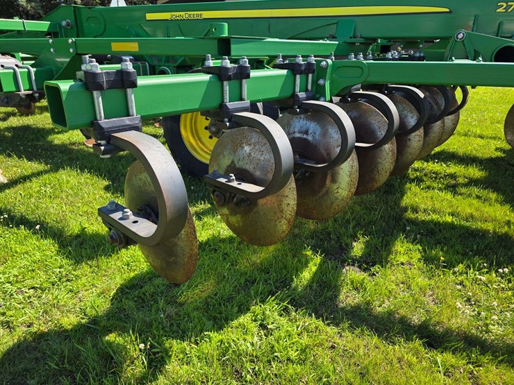 2016-john-deere-18-image-65
