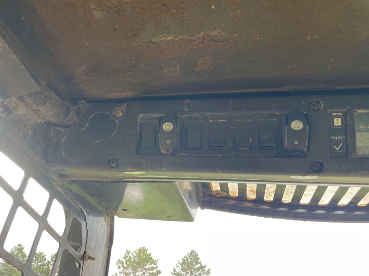 2006-john-deere-317-image-49