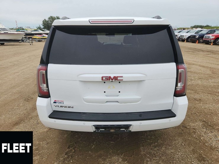 2018-gmc-yukon-slt-image-17