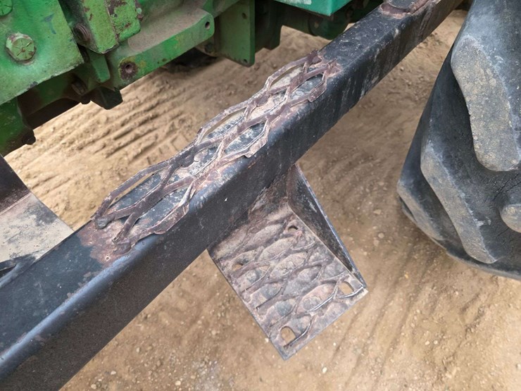 john-deere-4020-image-33