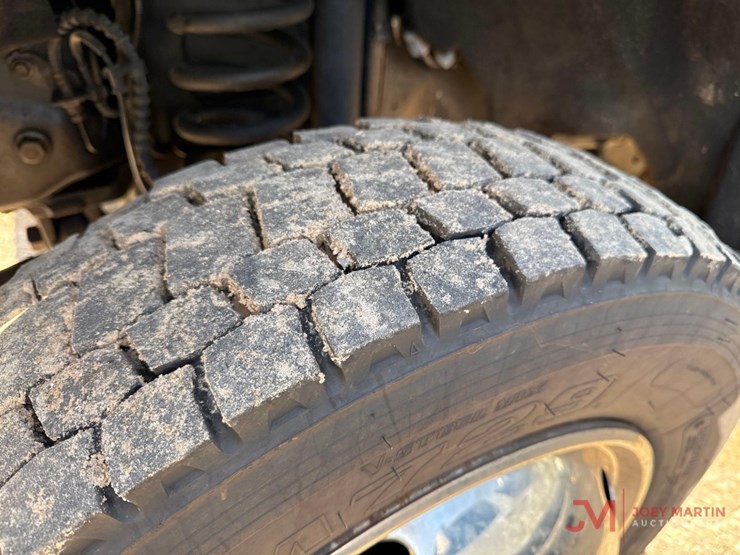 2017-ford-f550-xl-image-5