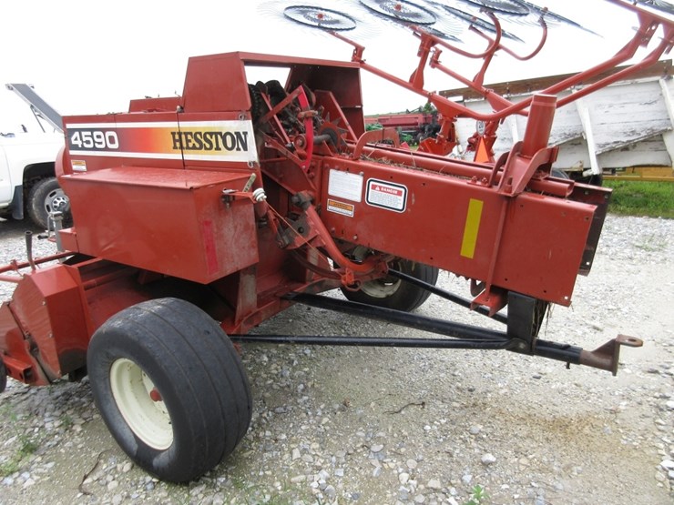 hesston-4590-image-3