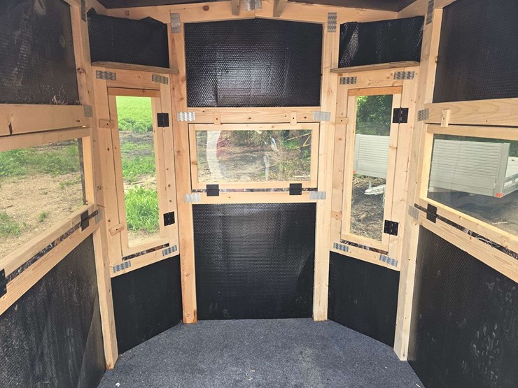 deer-stand-(tipped-in-storm,-see-photos),-insulated,-carpeted,-drop-down-windows,-approx-6’-x-6’,-bu-image-10