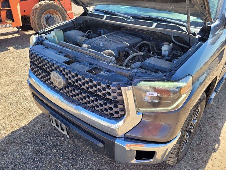2019-toyota-tundra-sr5-image-14