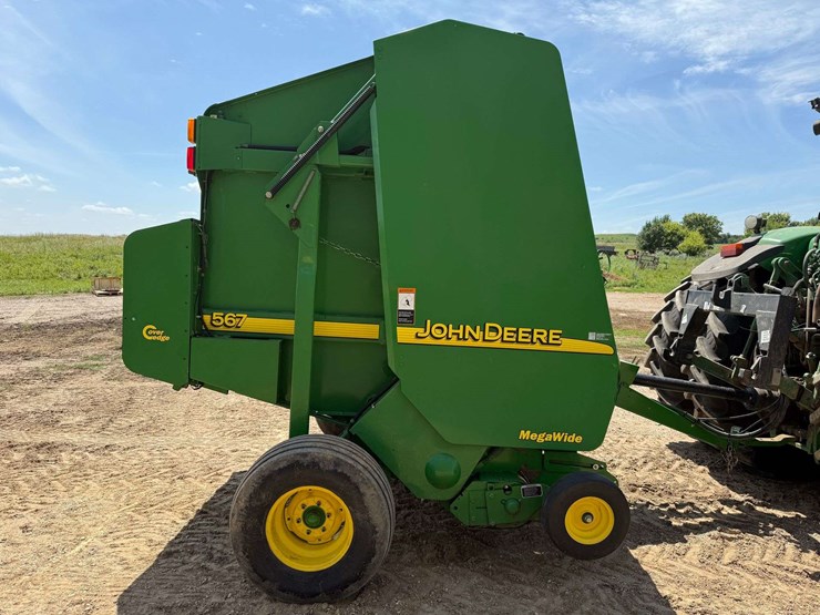 2006-john-deere-567-image-6