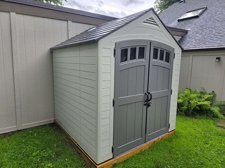 7’-x-7’-suncast-storage-shed,-poly-floor,-appears-to-have-no-leaks,-*buyer-is-responsible-for-remova-image-2