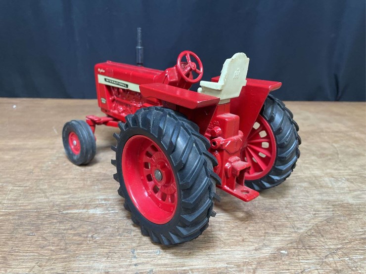 1/16-ih-1026-hydro-ertl-image-3