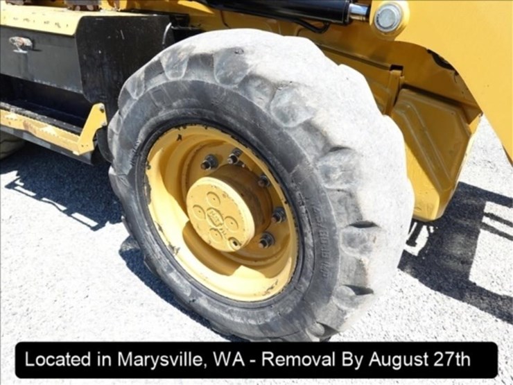2012-caterpillar-420f-image-4