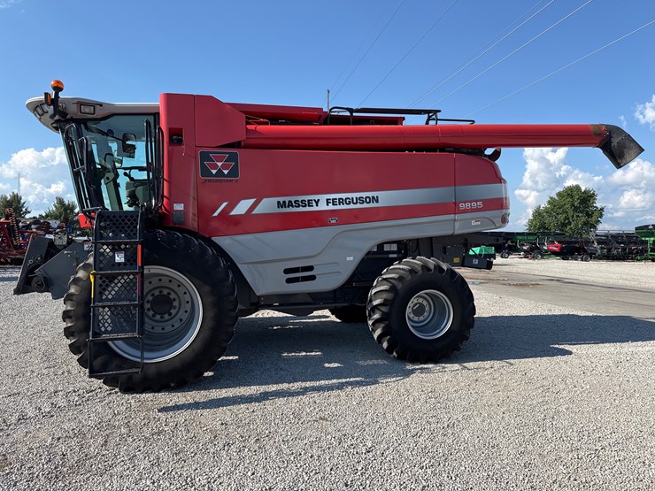 massey-ferguson-9895-image-2