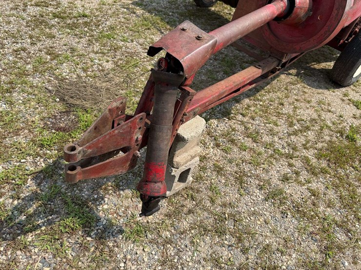 new-holland-68-image-26