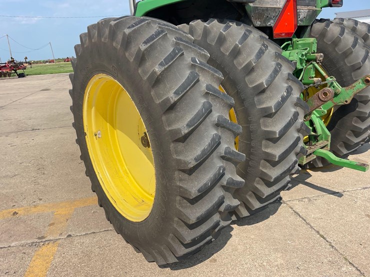 john-deere-4755-image-7