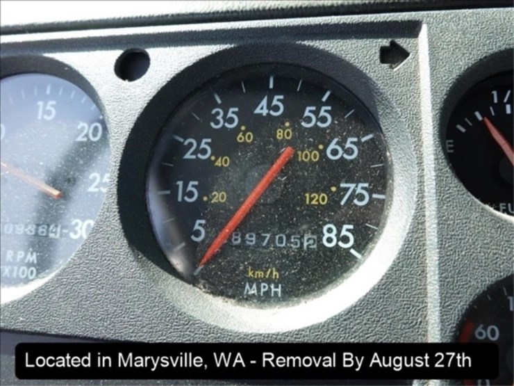 freightliner-fl70-image-10