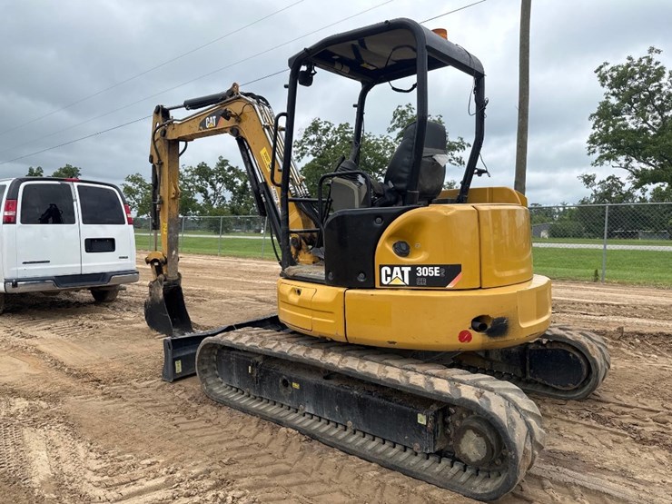 2015-caterpillar-305e2-cr-image-8