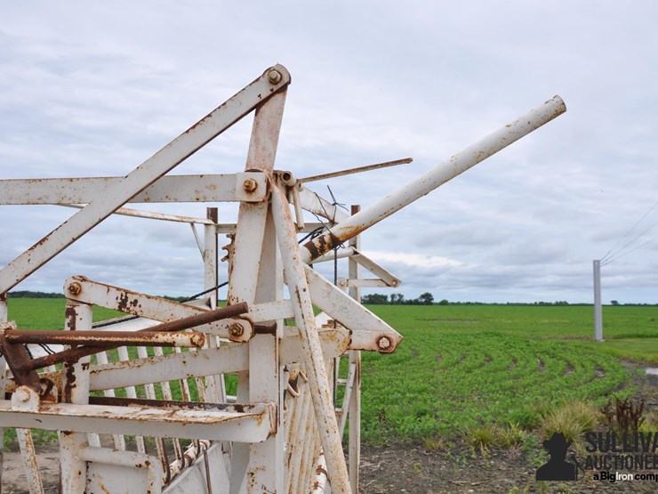 portable-cattle-chute-image-13