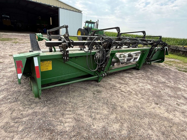john-deere-843-image-10