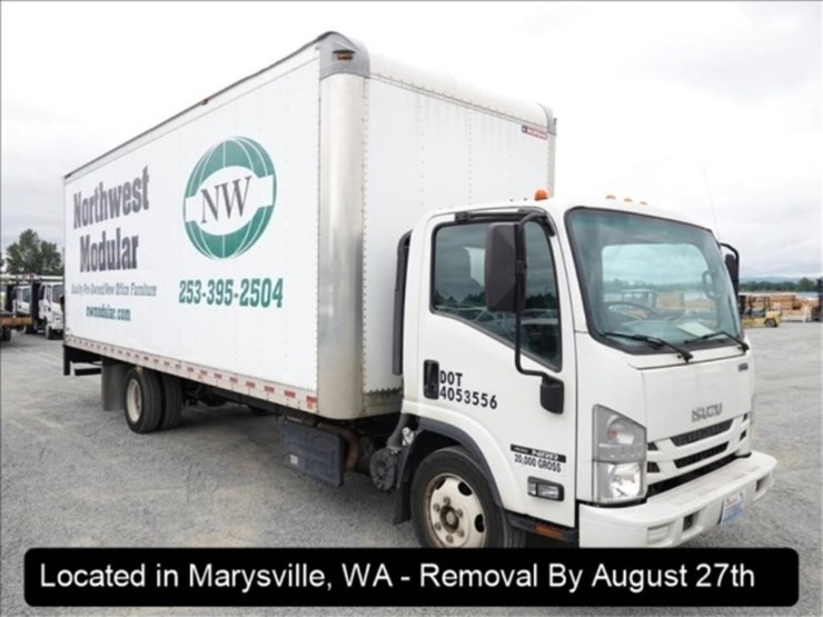 2019-isuzu-npr-image-17