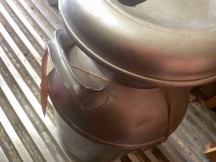 #10811-•-vintage-milk-can-image-6