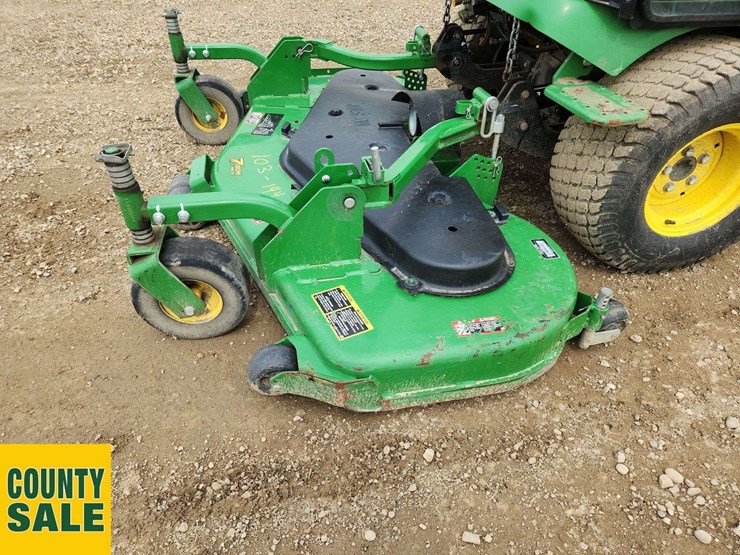 2012-john-deere-1585-image-16