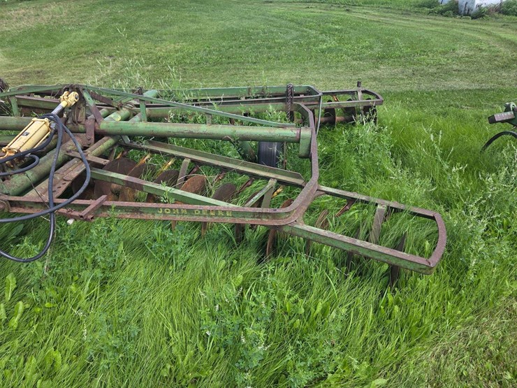 john-deere-15-image-3
