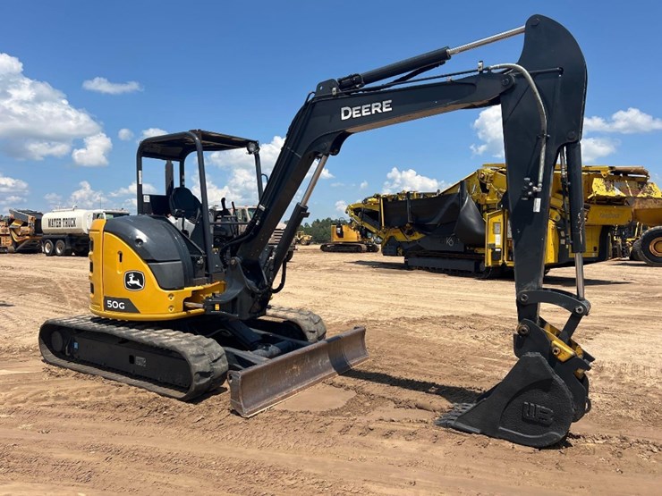 2023-deere-50g-image-7