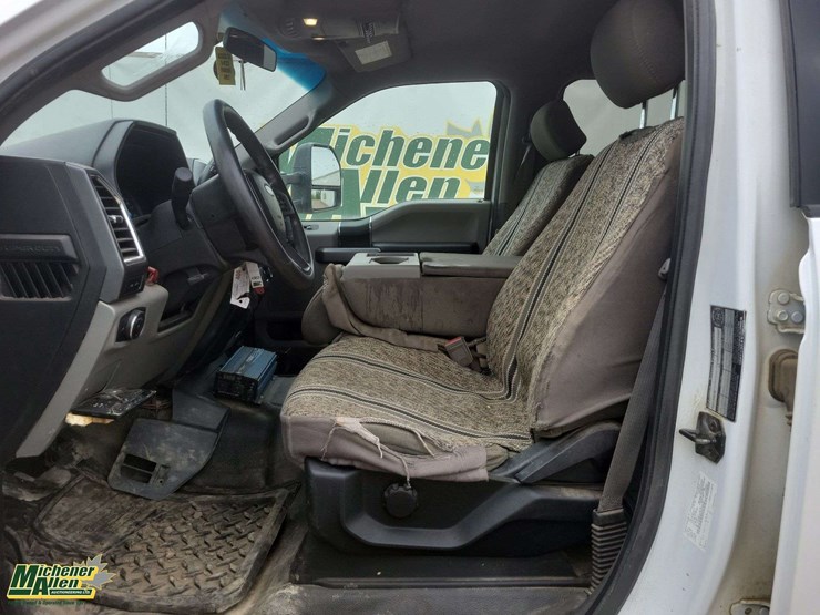 2018-ford-550-image-7