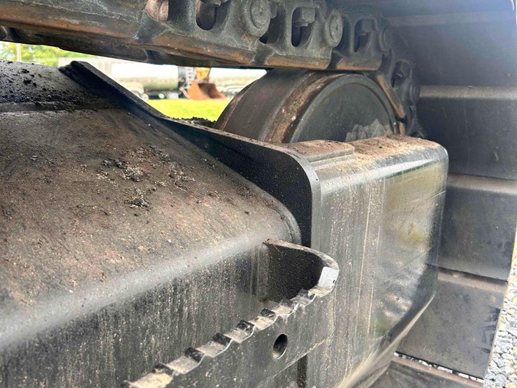 2018-caterpillar-320gc-image-16