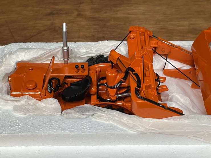 1/50-ac-ts-300-scraper-2007-nttc-nib-1st-gear-image-3
