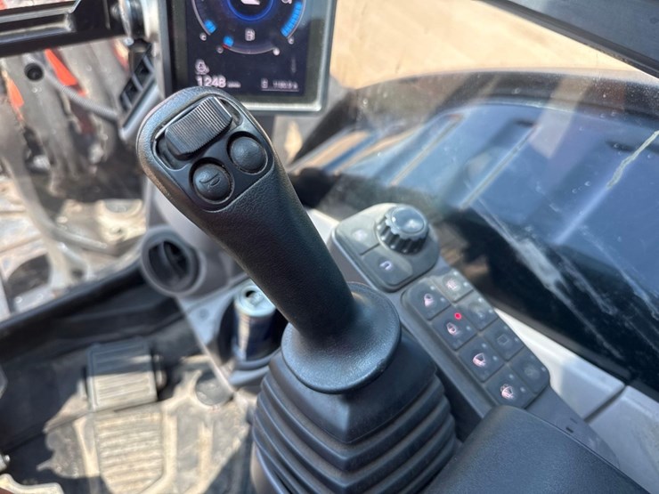 kubota-u55-5-image-32