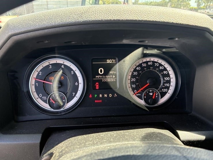 2016-dodge-ram-1500-image-14