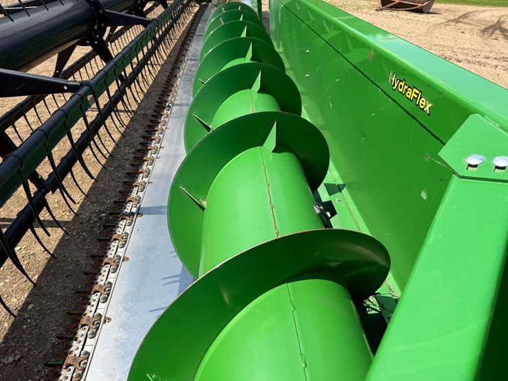 2011-john-deere-635f-image-8