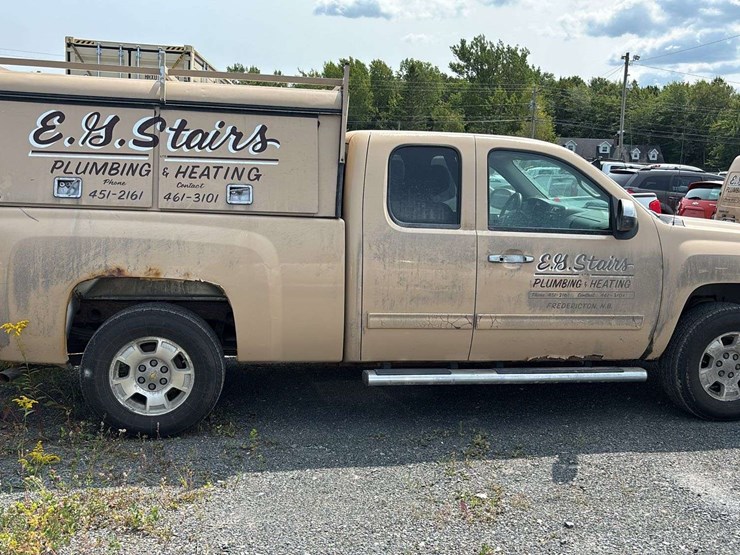 2011-chevrolet-silverado-1500-image-5