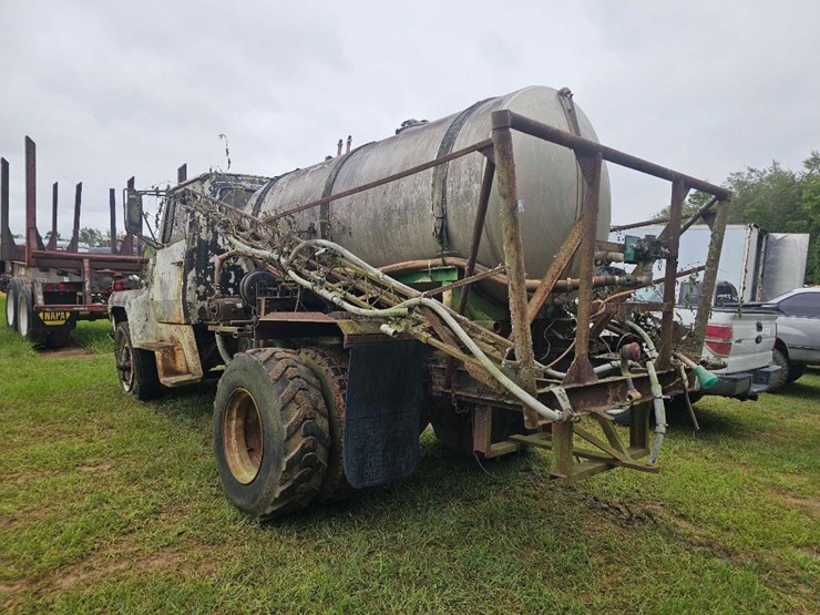 ford-800-image-3