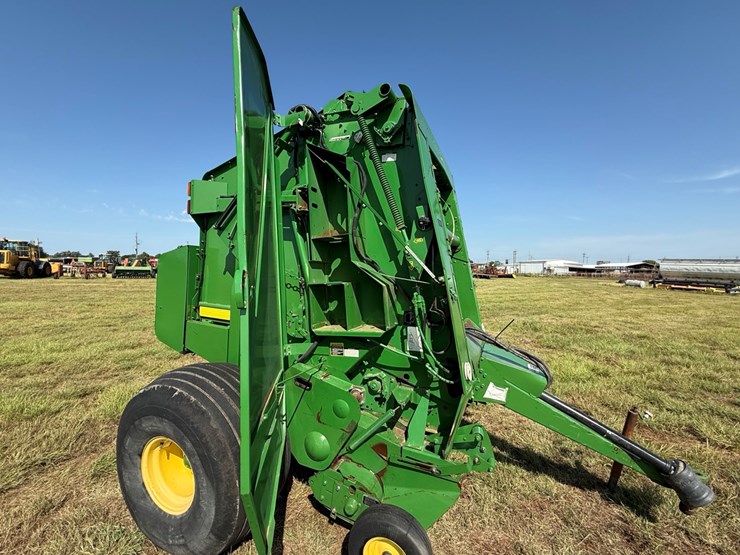 john-deere-468-image-11