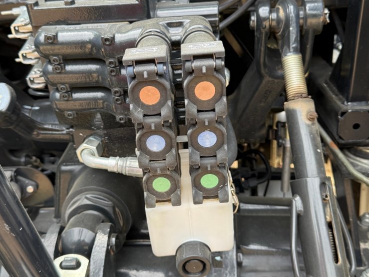 new-holland-ts6.110-image-13