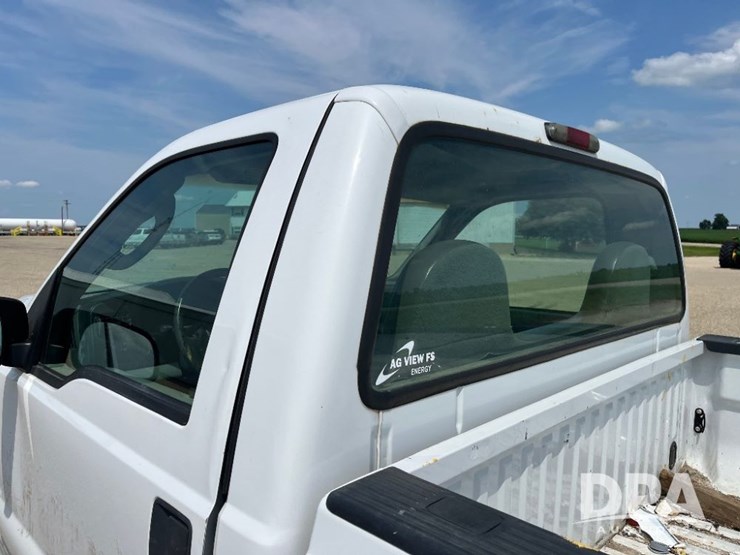 2005-ford-f250-xl-image-43
