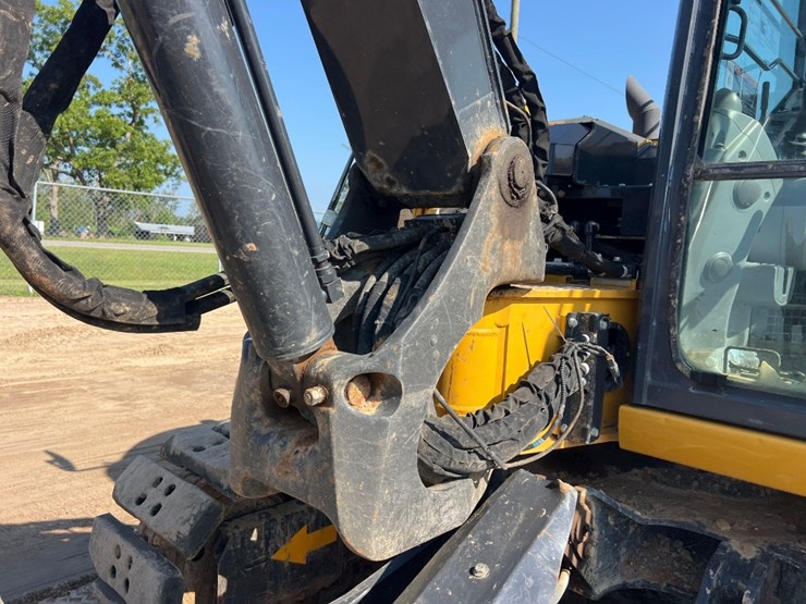 deere-85g-image-14