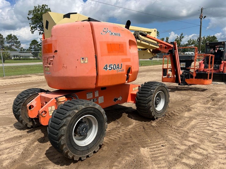2008-jlg-450aj-image-8
