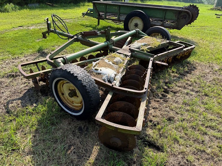 john-deere-10-image-4
