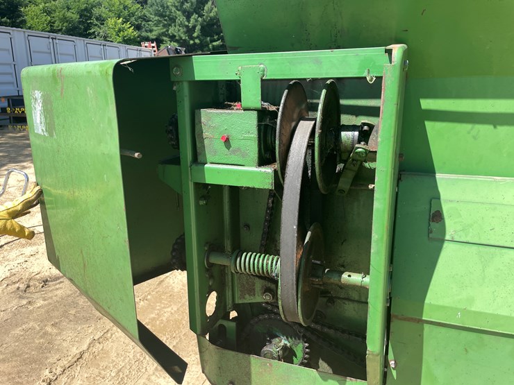 john-deere-716a-image-31