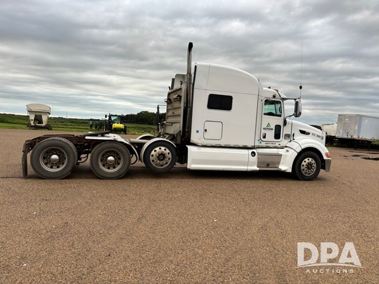 2012-peterbilt-386-image-6