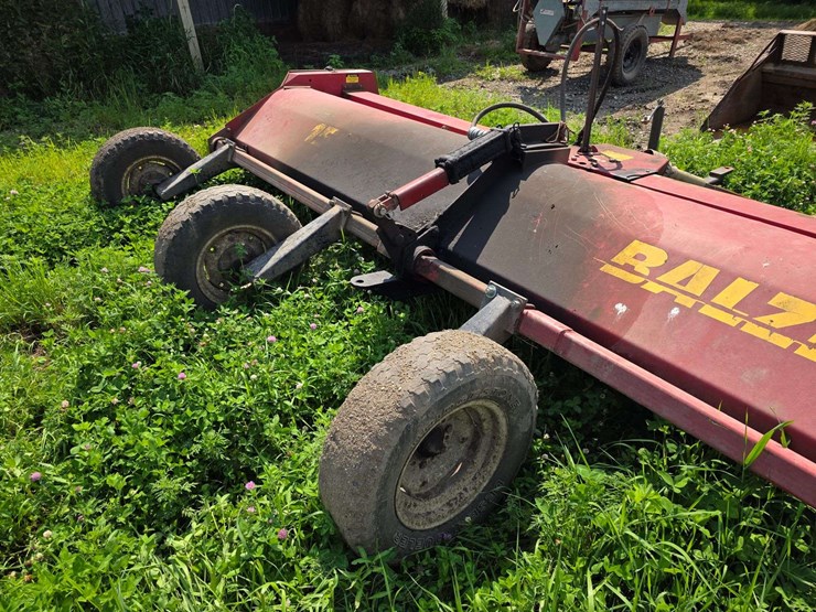 blazer-1500-stalk-chopper,-6-row-22”-(15’),-1000-pto,-4-rear-assist-wheels,-15”-tires-on-6-bolt-rims-image-7