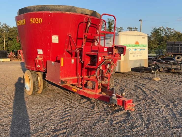 #3033-•-schuler-5020-tub-grinder-/-mixer-wagon-image-3