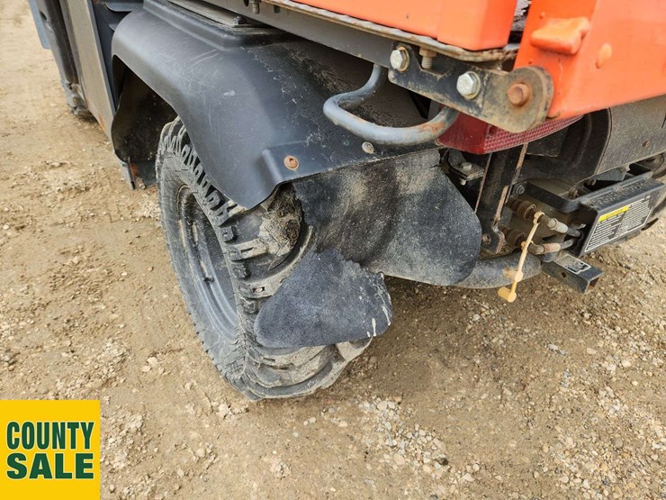 2011-kubota-rtv1100-image-30