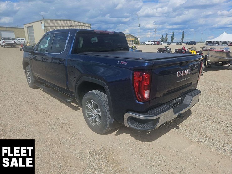 2022-gmc-sierra-1500-image-3