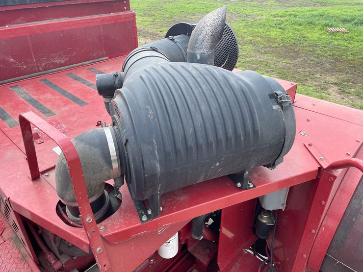 2002-case-ih-2366-image-55
