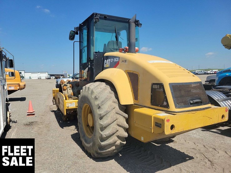2008-caterpillar-cp-563e-image-2